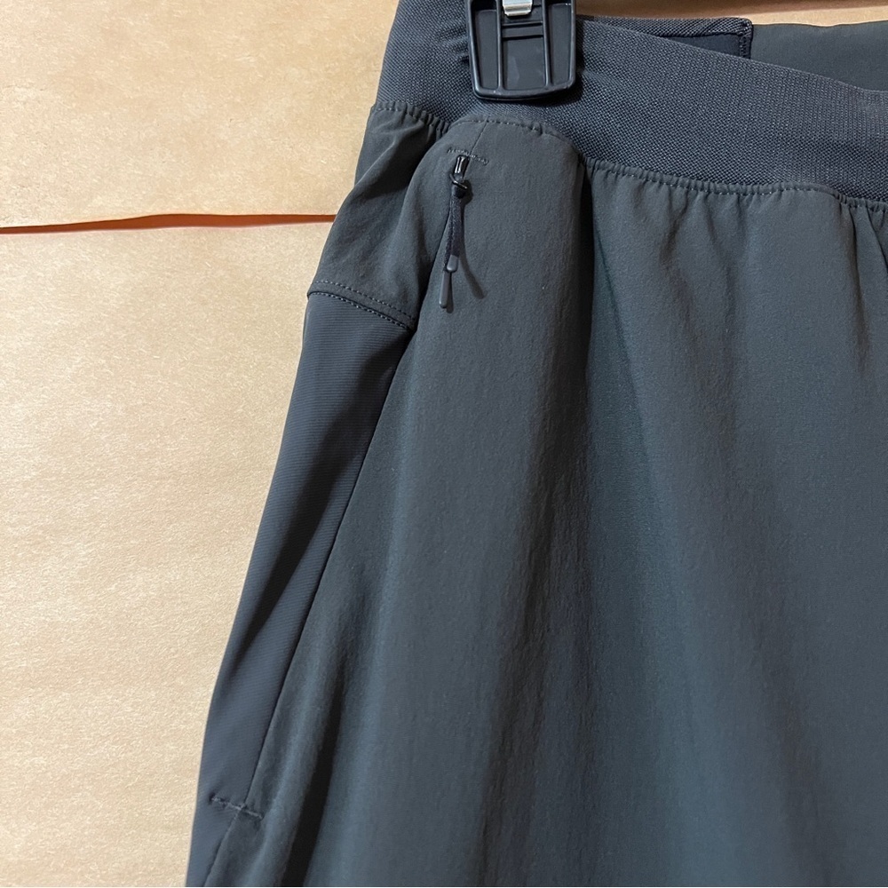 Lululemon | Men's Surge Hybrid Pants Performance Joggers Graphite Grey Size S - Picture 6 of 14